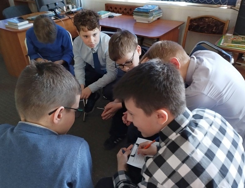 Литературная игра «Поэзия – музыка слов»