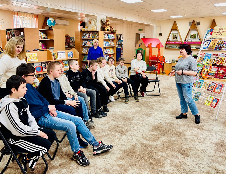 Новая встреча в книжном театре «Спасательный круг»