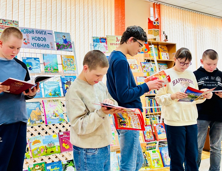 Новая встреча в книжном театре «Спасательный круг»