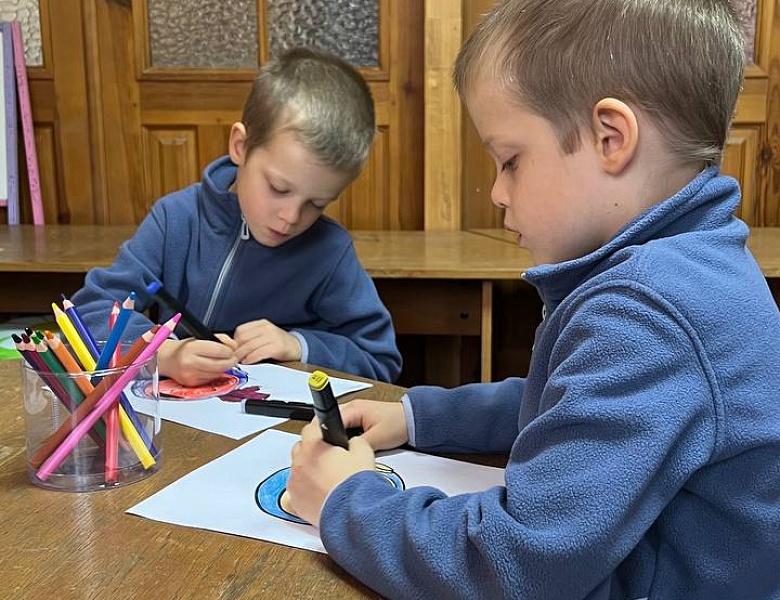 Космическая миссия «Скафандр храбрости»: как участники Школы Маленьких Волшебников победили страх