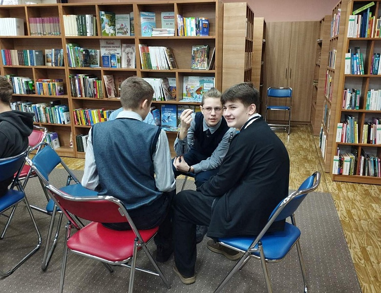 Погружение в мир экранизированных книг в юношеском отделе