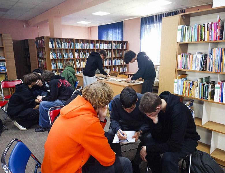 Интеллектуальная битва в юношеском отделе