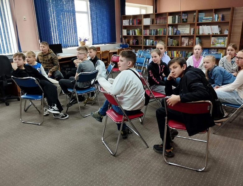 Всё на земле от материнских рук