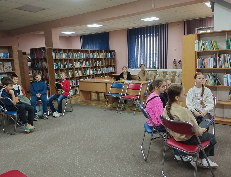 Сказочный калейдоскоп в юношеском отделе