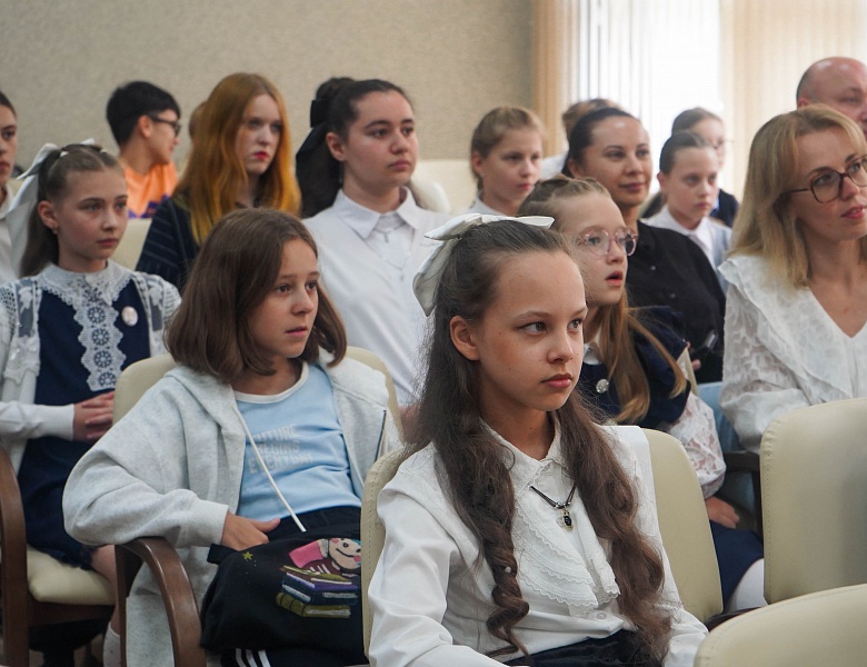 «Итоги и открытия»: подведение итогов челленджа «ЧитайФест-2» совместно  с компанией BREMOR